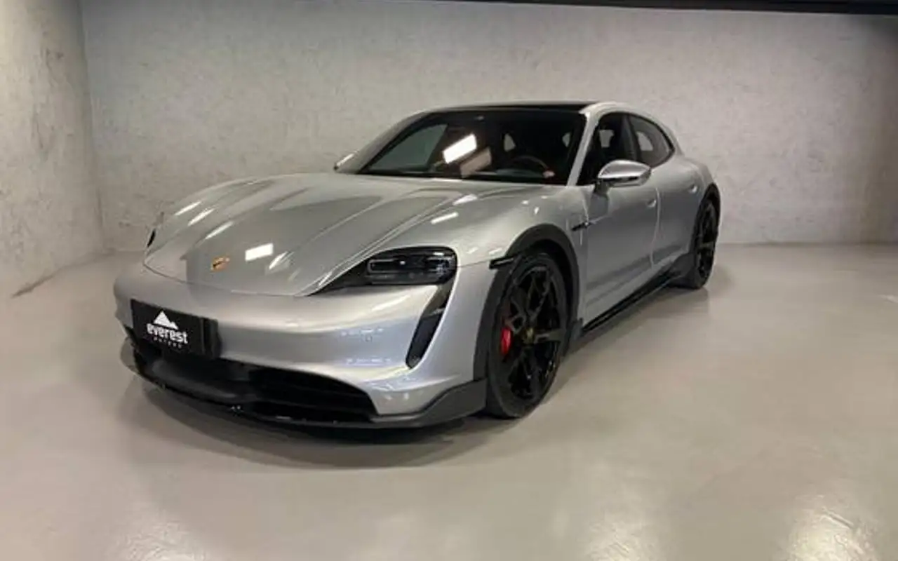 PORSCHE TAYCAN 4S CROSS TURISMO ELÉTRICO — foto 1 de 20