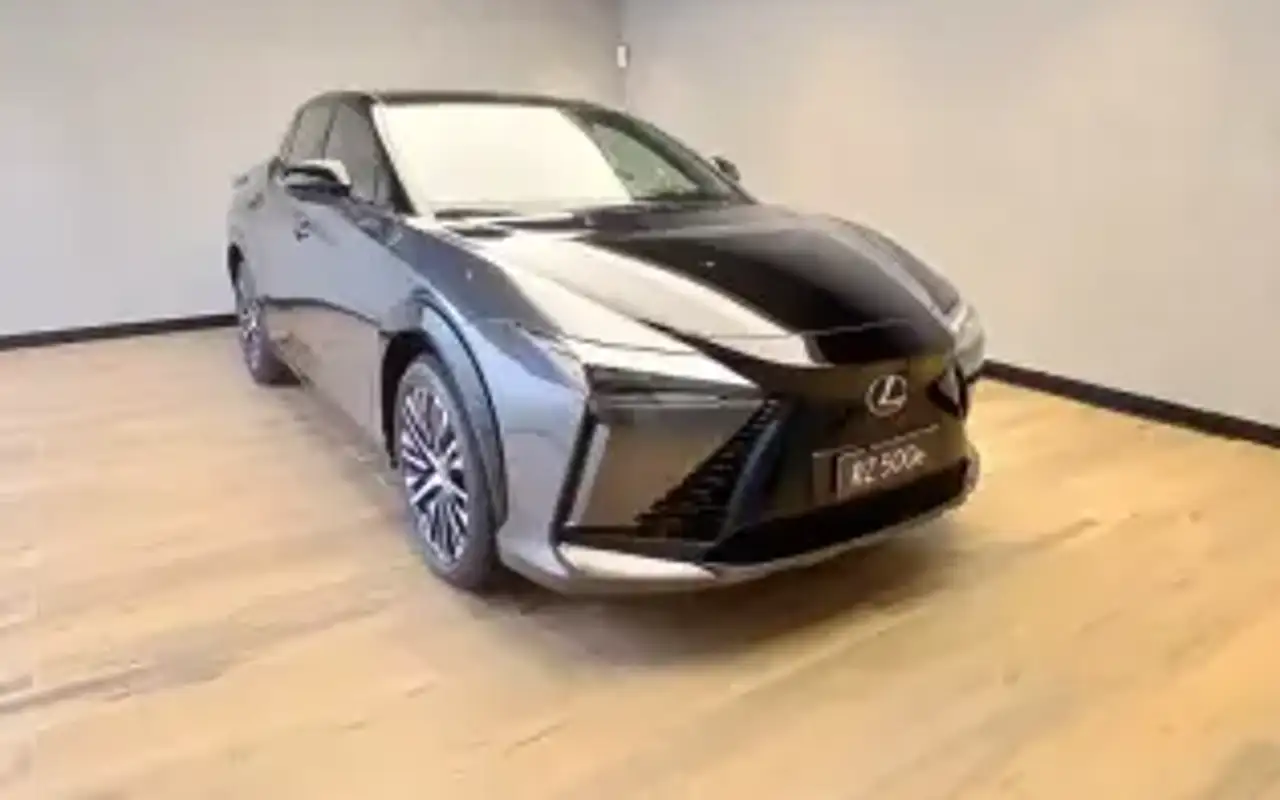 LEXUS RZ 500e 77 KW ELÉTRICO AWD — foto 1 de 20