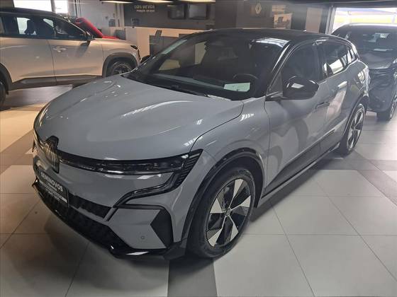 RENAULT MEGANE 60 KW ELÉTRICO E-TECH EV60 em São Paulo, SP