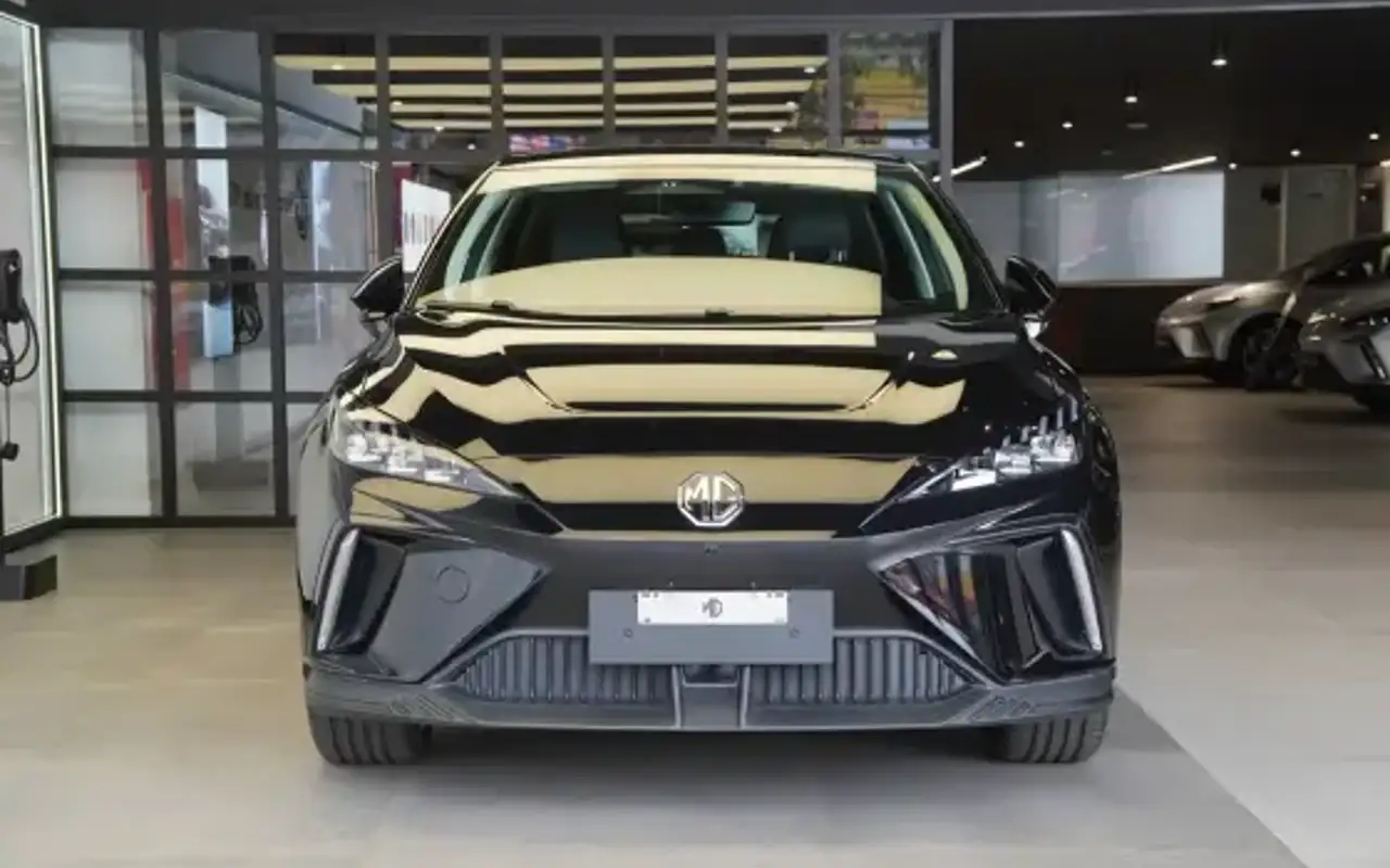 MG 4 64 KW ELÉTRICO LUXURY — foto 1 de 18