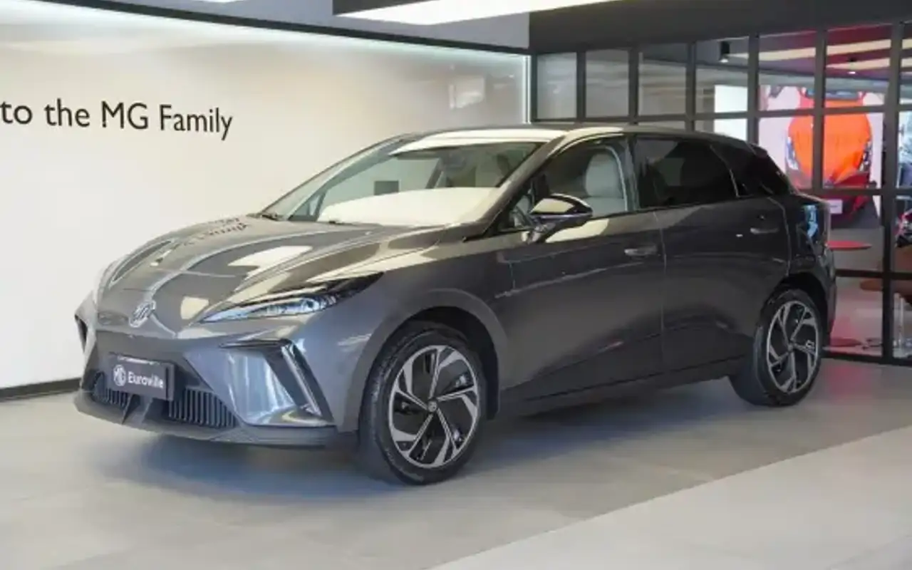MG 4 64 KW ELÉTRICO LUXURY — foto 1 de 17
