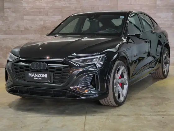 AUDI SQ8 E-TRON ELÉTRICO SPORTBACK QUATTRO em Goiânia, GO