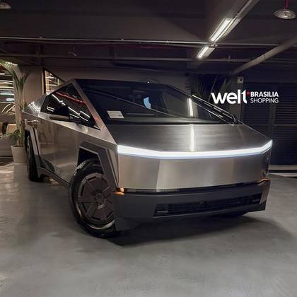 TESLA CYBERTRUCK 122,4 KW ELÉTRICO LONG RANGE RWD em Brasília, DF
