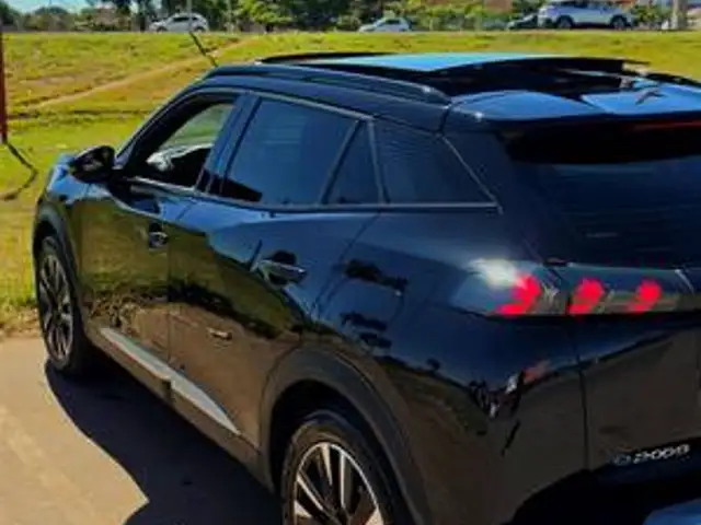 PEUGEOT 2008 50 KW ELÉTRICO E-GT em Novo Gama, GO