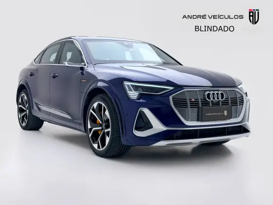 AUDI E-TRON ELÉTRICO SPORTBACK S QUATTRO em Campinas, SP