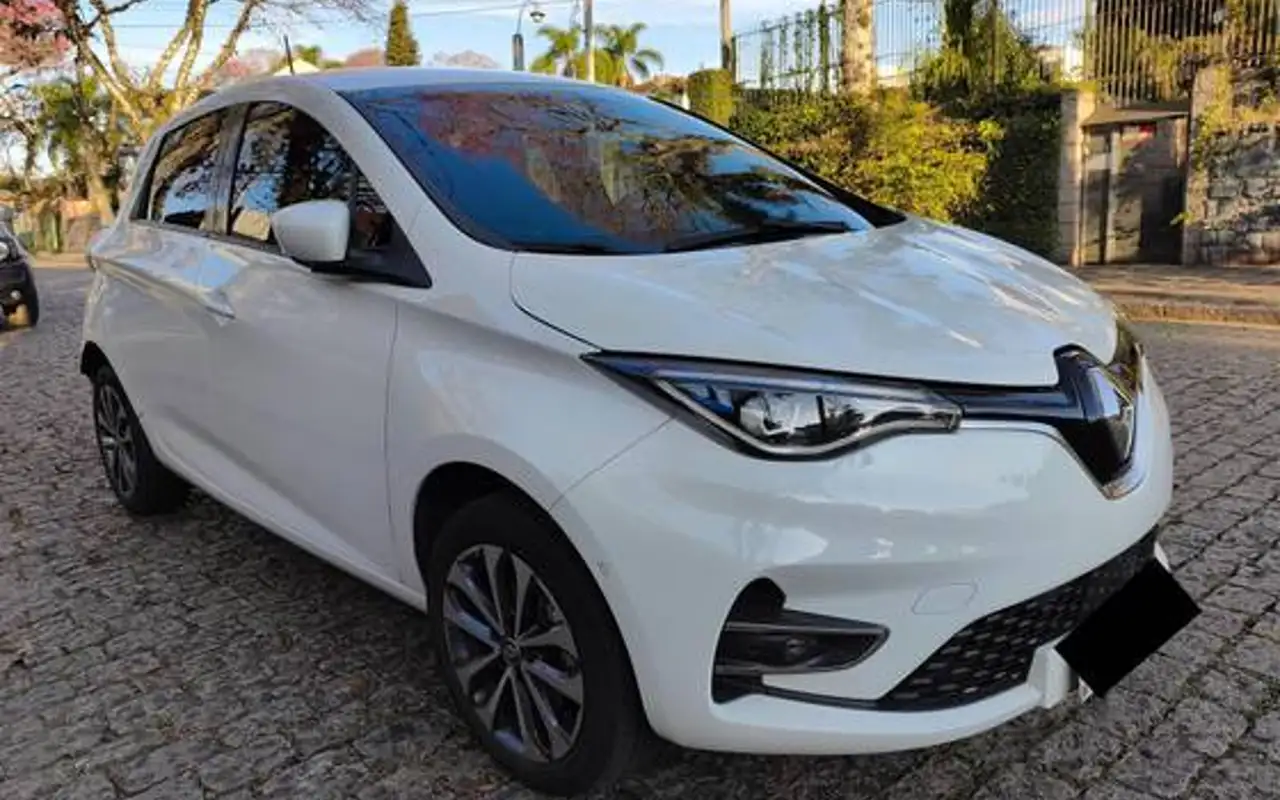 RENAULT ZOE Z.E. 50 INTENSE ELÉTRICO — foto 1 de 8