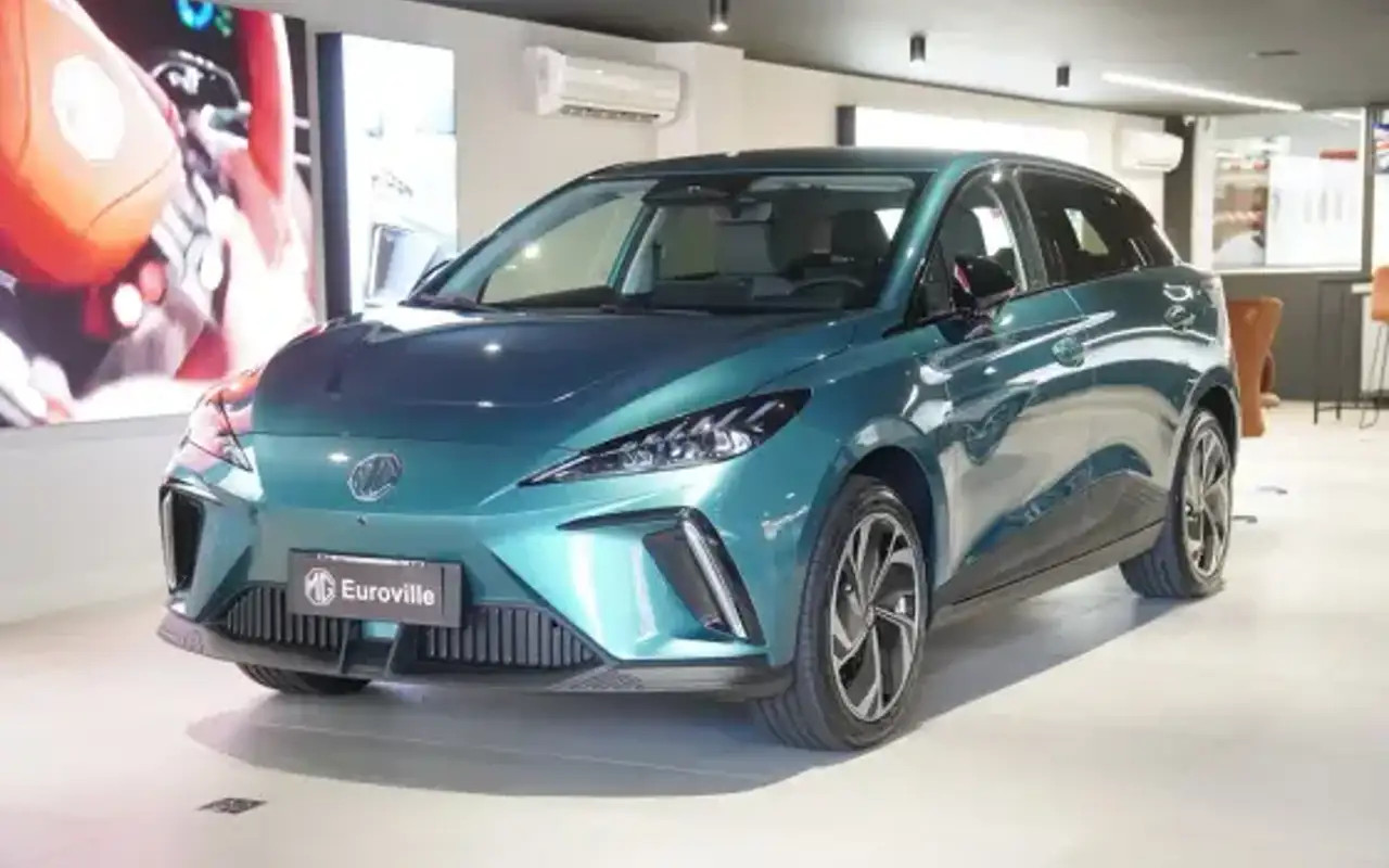 MG 4 64 KW ELÉTRICO LUXURY — foto 1 de 14