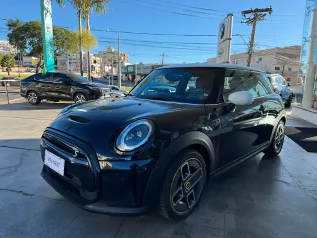 MINI COOPER SE TOP 2P ELÉTRICO em Goiânia, GO