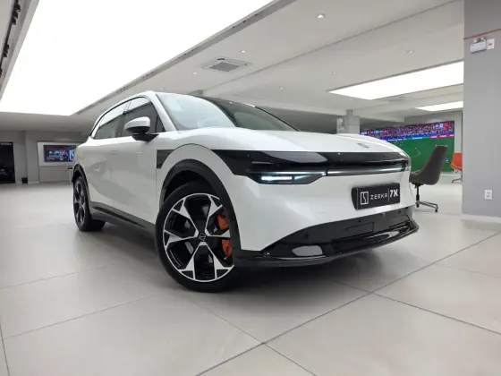 ZEEKR 7X 100 KW ELÉTRICO FLAGSHIP AWD em Florianópolis, SC