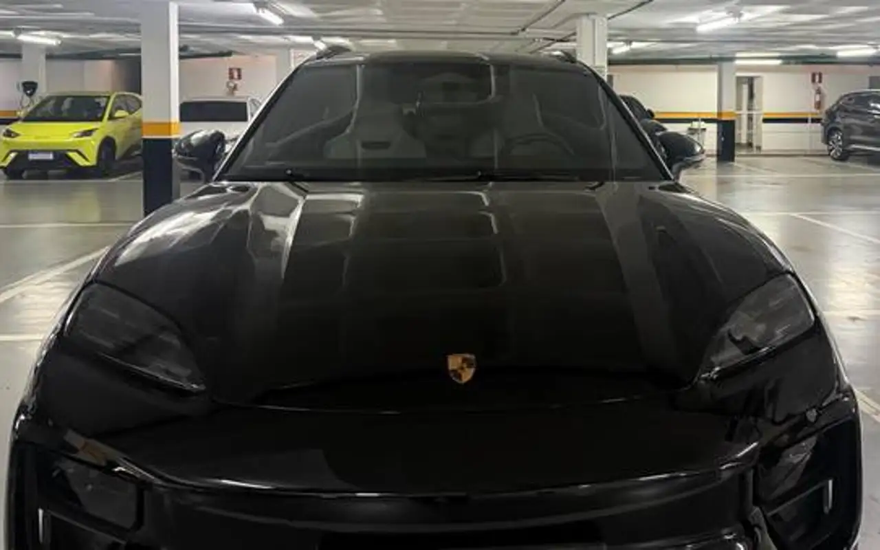 PORSCHE MACAN 4S ELÉTRICO — foto 1 de 5
