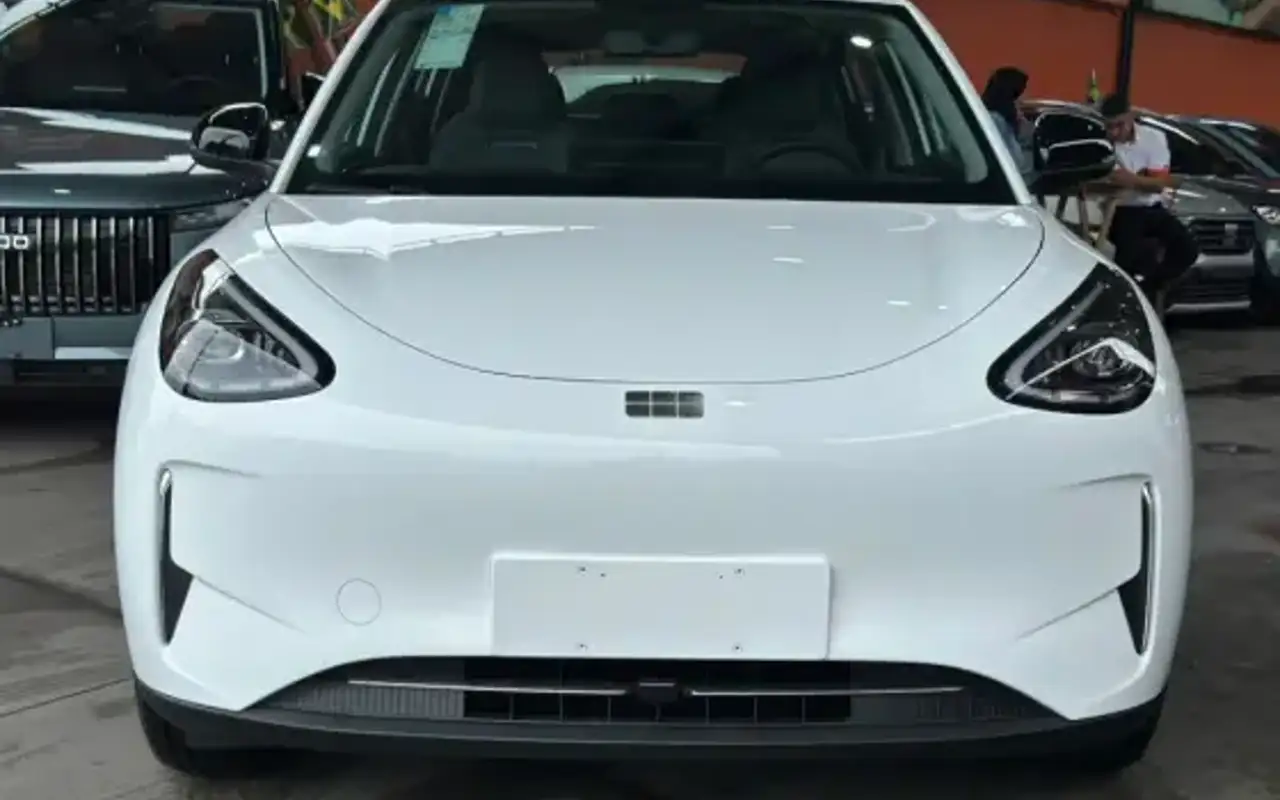 GEELY EX2 39,4 KW ELÉTRICO PRO — foto 1 de 12