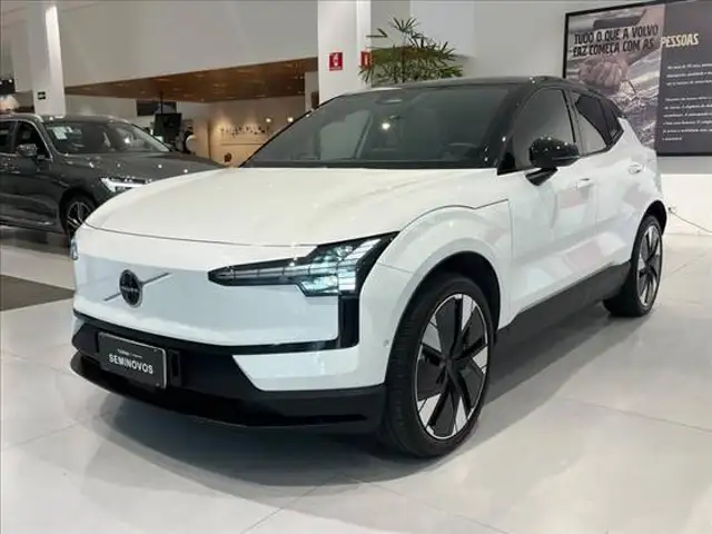 VOLVO EX30 69 KW ELÉTRICO ULTRA em Santo André, SP
