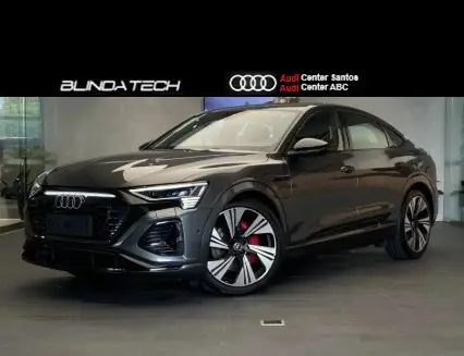 AUDI Q8 E-TRON 55 ELÉTRICO SPORTBACK PERFORMANCE BLACK QUATTRO em São Bernardo do Campo, SP