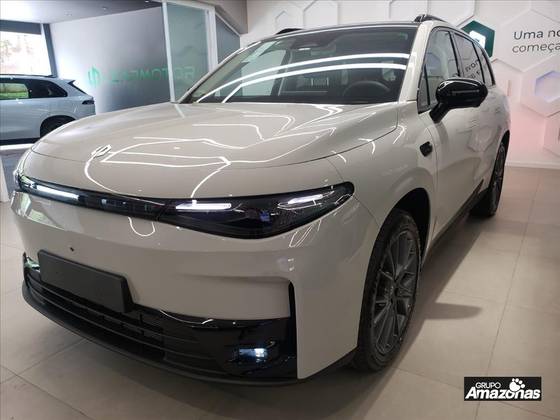 LEAPMOTOR C10 69,9 KW BEV em São Paulo, SP
