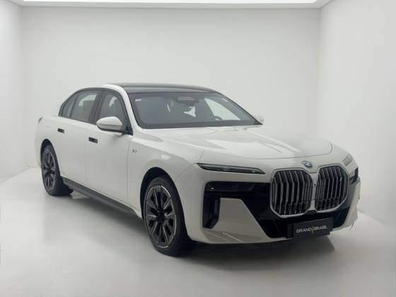 BMW i7 ELÉTRICO XDRIVE60 M SPORT em Barueri, SP