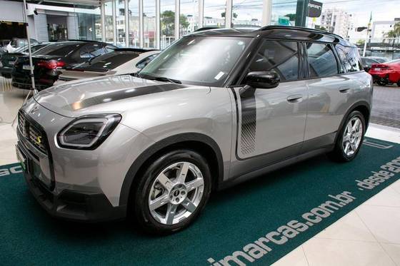 MINI COUNTRYMAN 66,45 KW ELÉTRICO SE EXCLUSIVE ALL4 em Curitiba, PR