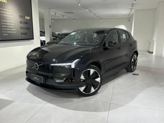 VOLVO EX30 69 KW ELÉTRICO PERFORMANCE ULTRA em São Paulo, SP