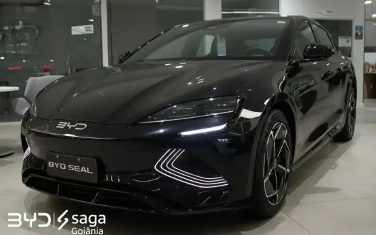 BYD SEAL 82,5 KW ELÉTRICO AWD — foto 1 de 17