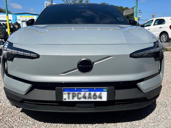 VOLVO EX30 51 KW ELÉTRICO PLUS em João Pessoa, PB