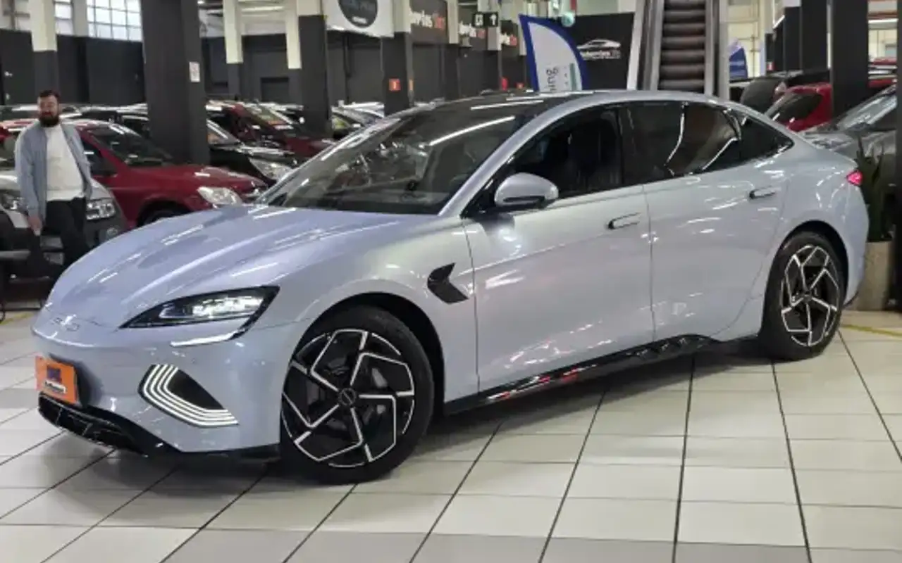 BYD SEAL 82,5 KW ELÉTRICO AWD — foto 1 de 20