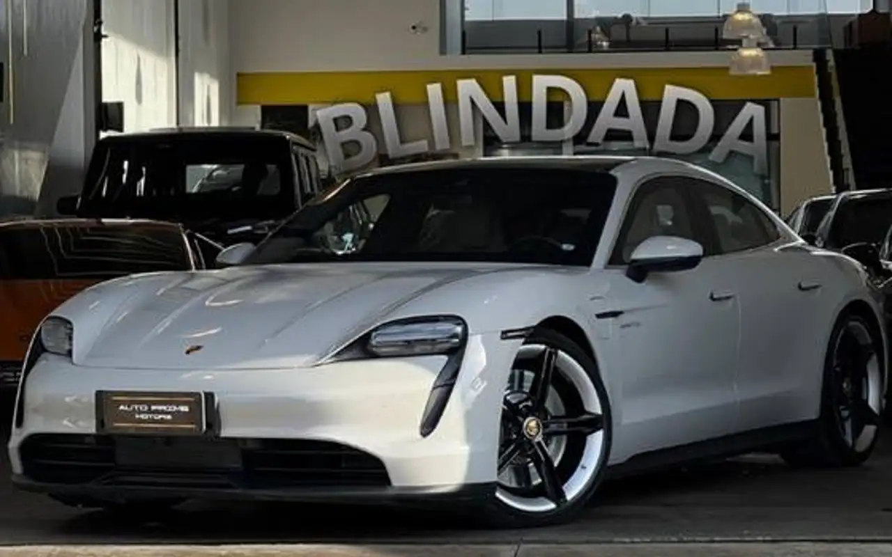 PORSCHE TAYCAN 4S ELÉTRICO — foto 1 de 19