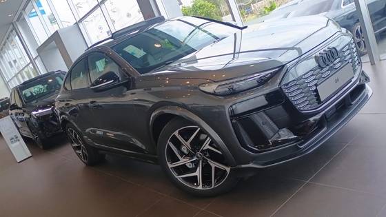 AUDI Q6 E-TRON 100 KW ELÉTRICO SPORTBACK QUATTRO em Campinas, SP