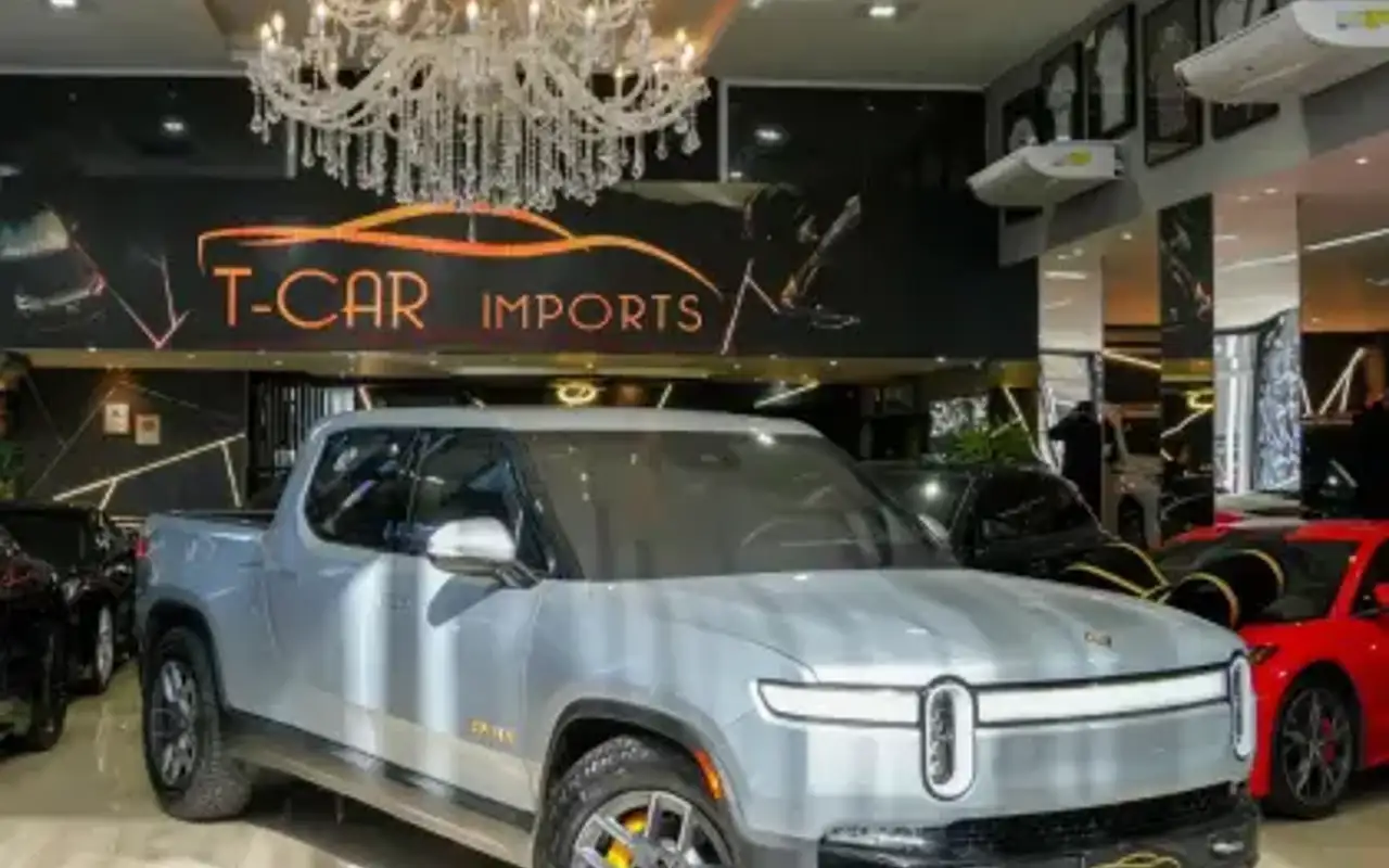 RIVIAN R1T ELÉTRICO ADVENTURE — foto 1 de 20