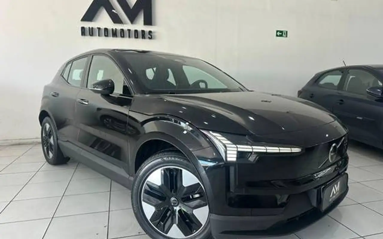 VOLVO EX30 51 KW ELÉTRICO CORE — foto 1 de 20