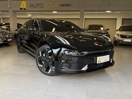 ZEEKR 001 100 KW ELÉTRICO PREMIUM AWD em São Caetano do Sul, SP