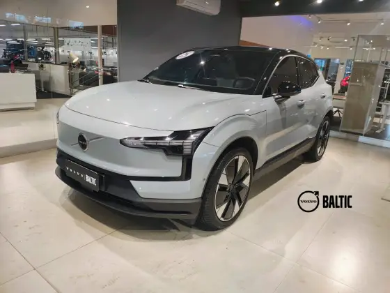 VOLVO EX30 69 KW ELÉTRICO ULTRA em Santos, SP