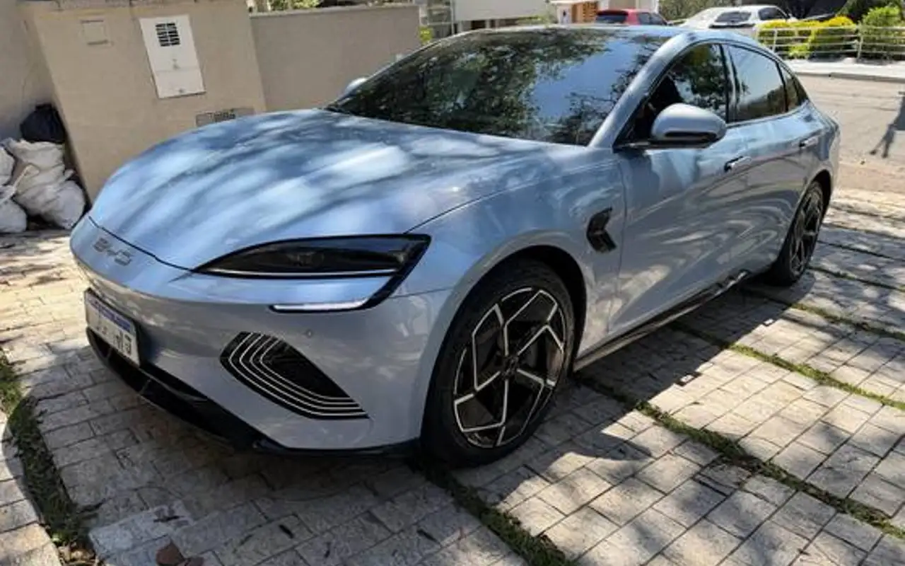 BYD SEAL 82,5 KW ELÉTRICO AWD — foto 1 de 8
