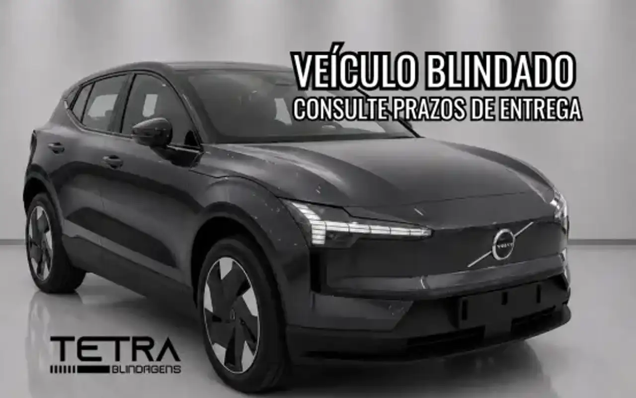 VOLVO EX30 51 KW ELÉTRICO PLUS — foto 1 de 11