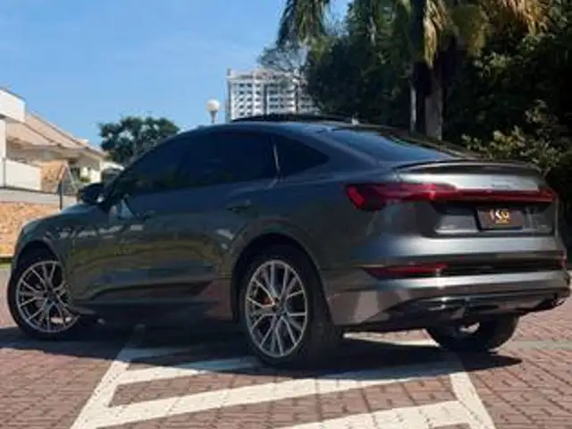 AUDI E-TRON ELÉTRICO SPORTBACK PERFORMANCE BLACK QUATTRO em Rio de Janeiro, RJ