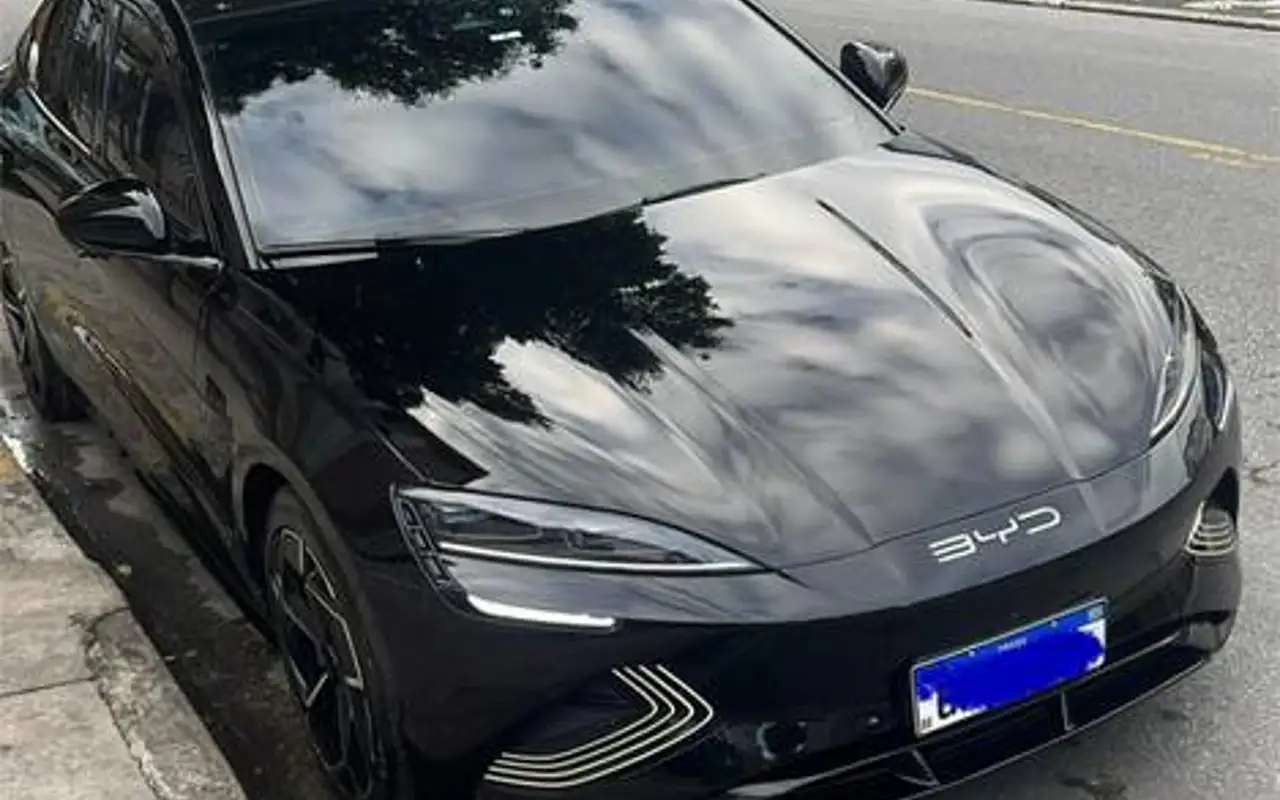 BYD SEAL 82,5 KW ELÉTRICO AWD — foto 1 de 4