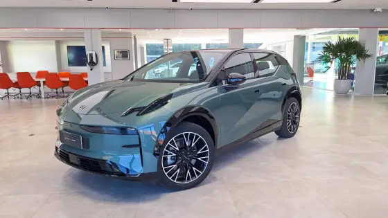 ZEEKR X 66 KW ELÉTRICO FLAGSHIP AWD em Porto Alegre, RS