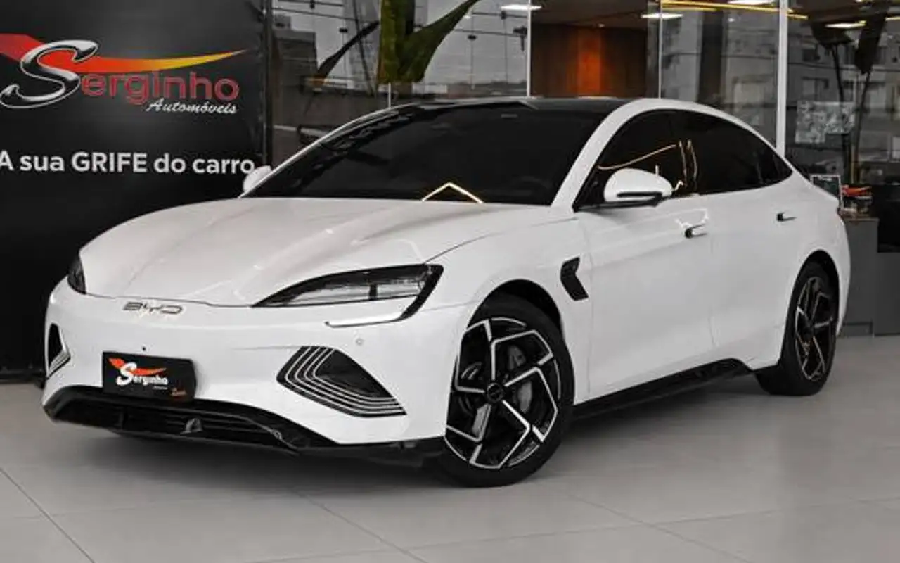 BYD SEAL 82,5 KW ELÉTRICO AWD — foto 1 de 9