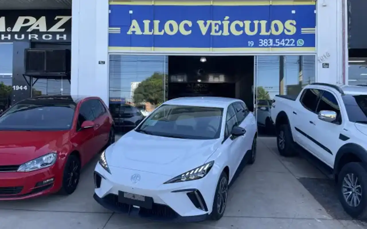 MG 4 64 KW ELÉTRICO LUXURY — foto 1 de 18