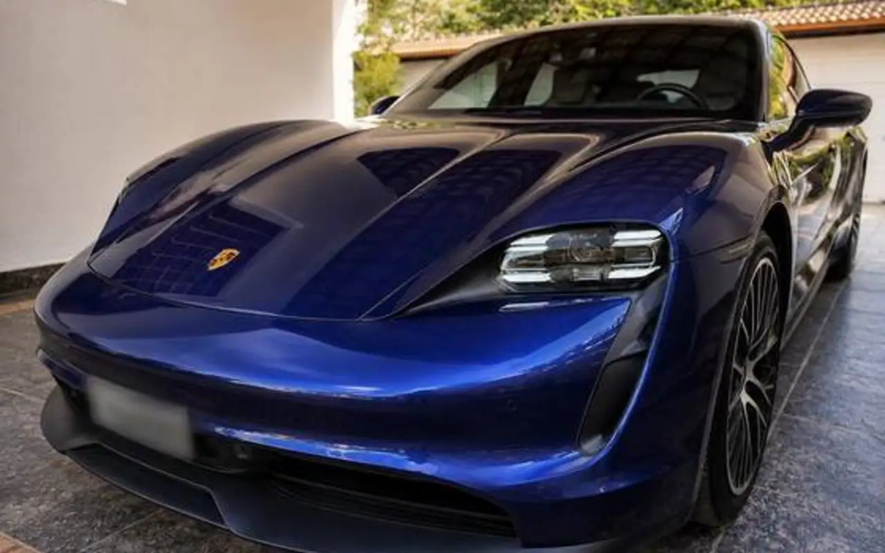 PORSCHE TAYCAN 4S ELÉTRICO — foto 1 de 8