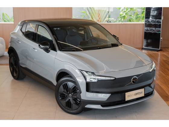 VOLVO EX30 69 KW ELÉTRICO CROSS COUNTRY em São Paulo, SP