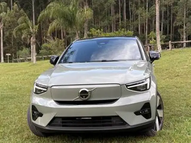 VOLVO C40 P8 RECHARGE TWIN ELECTRIC ULTIMATE AWD em Barueri, SP