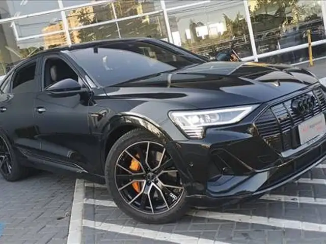 AUDI E-TRON ELÉTRICO SPORTBACK PERFORMANCE BLACK QUATTRO em Campinas, SP