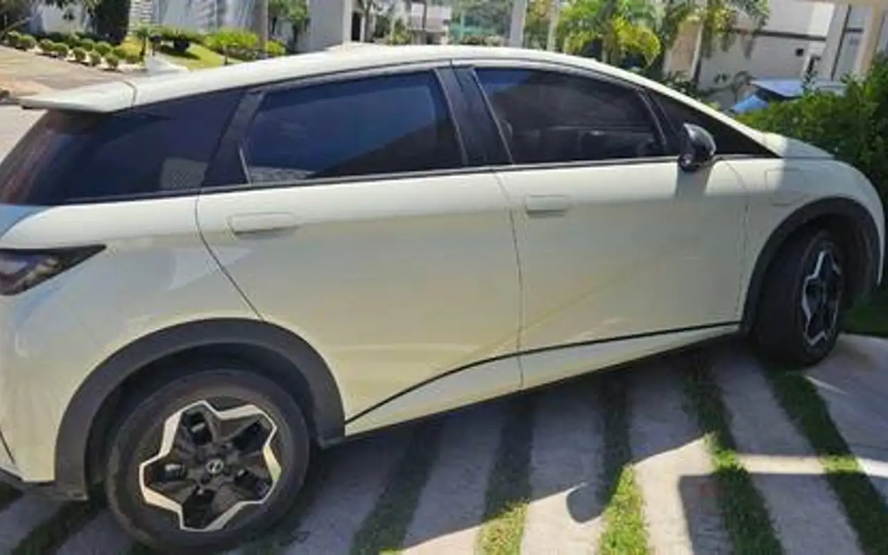 BYD DOLPHIN 44,9 KW ELÉTRICO GS — foto 1 de 8