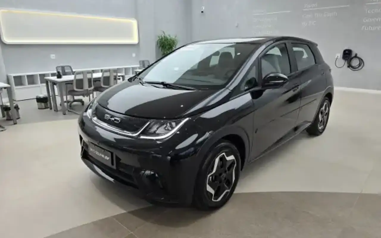 BYD DOLPHIN 44,9 KW ELÉTRICO GS — foto 1 de 12