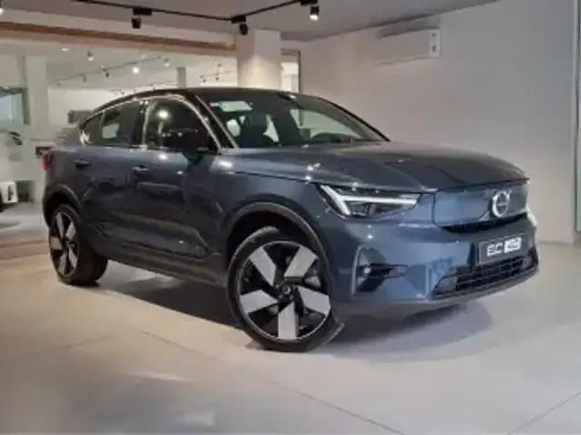 VOLVO EC40 P8 RECHARGE TWIN ELECTRIC ULTRA AWD em Goiânia, GO