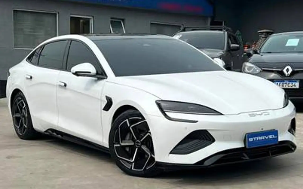 BYD SEAL 82,5 KW ELÉTRICO AWD — foto 1 de 8