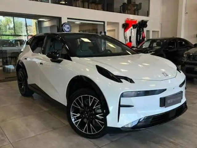 ZEEKR X 66 KW ELÉTRICO FLAGSHIP AWD em Florianópolis, SC
