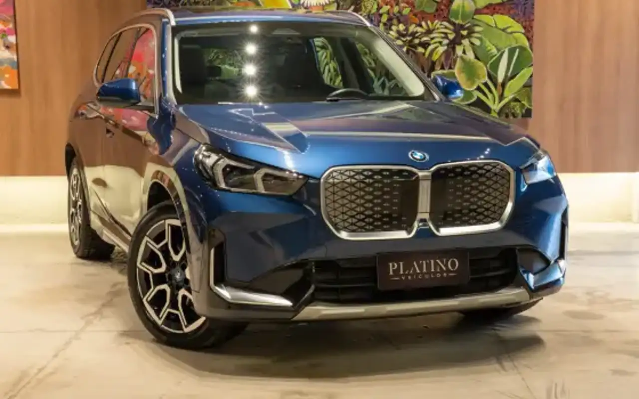 BMW iX1 ELÉTRICO eDRIVE20 X LINE — foto 1 de 15