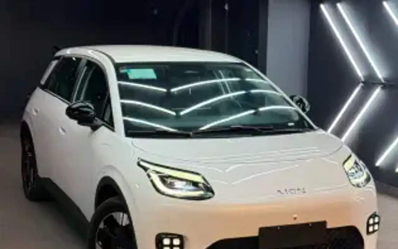 GAC AION UT 44,12 KW ELÉTRICO PREMIUM — foto 1 de 20