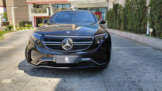 MERCEDES-BENZ EQC 400 AMG LINE 4MATIC ELÉTRICO em São Paulo, SP