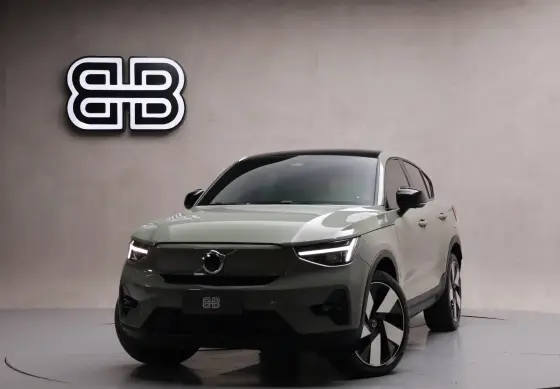 VOLVO C40 P8 RECHARGE TWIN ELECTRIC ULTIMATE AWD em São Paulo, SP